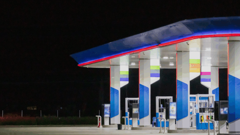 Fuel Retail Network Modernisation: Migrating 1,000+ Sites from Legacy to EvoBOS